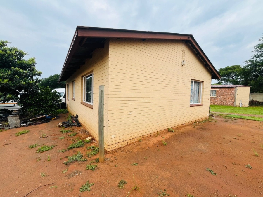 3 Bedroom Property for Sale in Generaal De Wet Free State